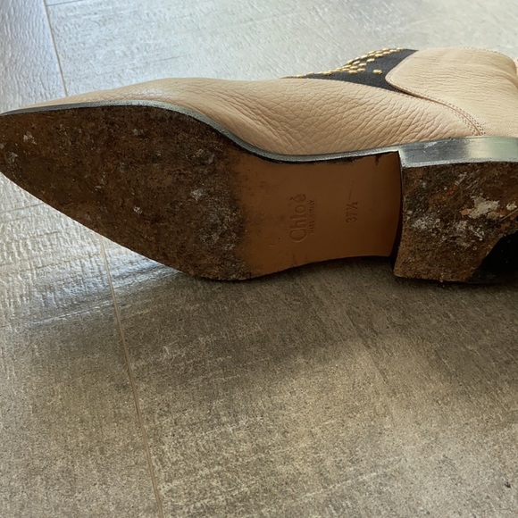 Chloe women’s studded leather Chelsea booties - Picture 6 of 7